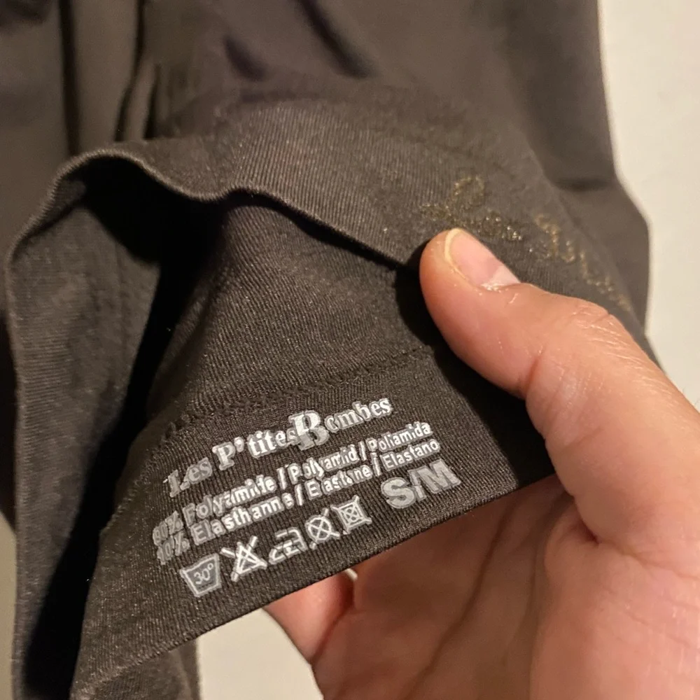 Les Petites Bombes stretchy jersey top - Picture 2 of 6